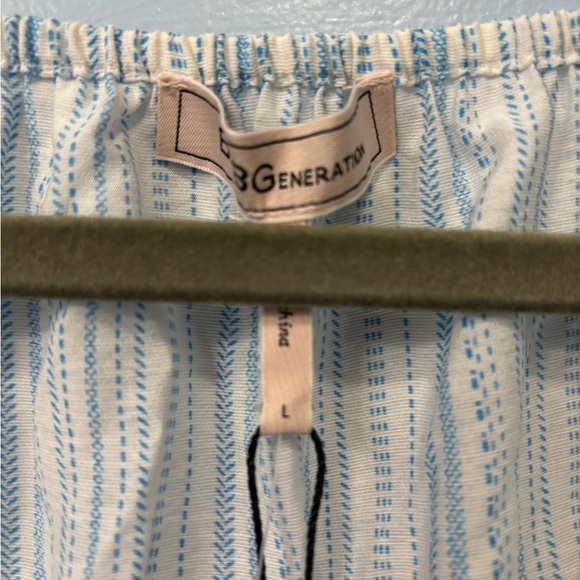 BCGeneration Women’s 3/4 sleeve V neck surplice side tie crop top NWT - Picture 5 of 5